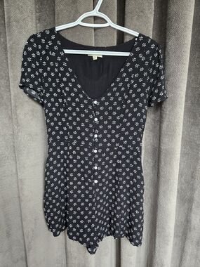 Gilli Black Mini Romper with White Floral Print Back Laced